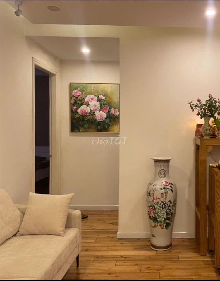 Bán căn hộ 3PN khu đô thị Việt Hưng 103m2