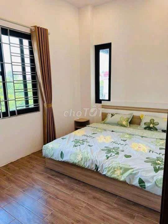 Cho thuê căn hộ khép kín phố ngô gia tự 2PN full nội thất