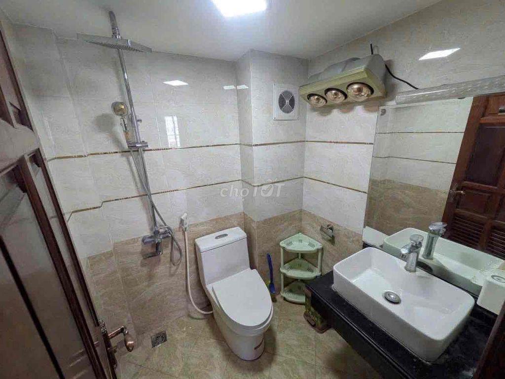 CHO THUÊ NHÀ NGUYÊN CĂN TẠI NGỌC THỤY 3PN- Ô TÔ ĐỖ GẦN NỘI THẤT ĐẦY ĐỦ
