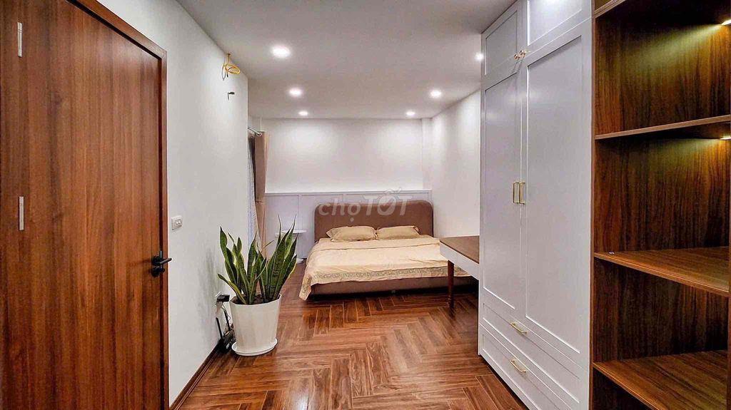 CHO THUÊ NGUYÊN CĂN NHÀ THẠCH BÀN - Ô TÔ ĐỖ GẦN - 3NGỦ, ĐỦ NỘI THẤT