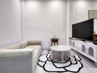 CHO THUÊ NGUYÊN CĂN NHÀ THẠCH BÀN - Ô TÔ ĐỖ GẦN - 3NGỦ, ĐỦ NỘI THẤT