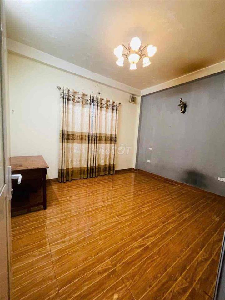 CHO THUÊ NHÀ NGUYÊN CĂN PHỐ VŨ XUÂN THIỀU -SÀI ĐỒNG ,ÔTÔ ĐỖ CỬA,LÔ GÓC