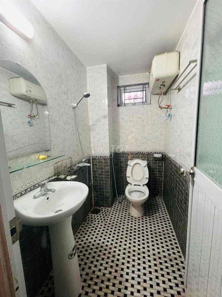 CHO THUÊ NHÀ NGUYÊN CĂN PHỐ VŨ XUÂN THIỀU -SÀI ĐỒNG ,ÔTÔ ĐỖ CỬA,LÔ GÓC