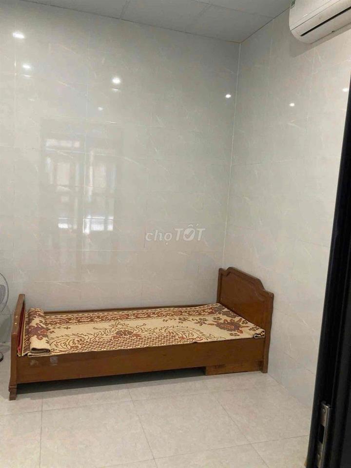 CHO THUÊ NHÀ NGUYÊN CĂN ĐỨC GIANG - VỈA HÈ - Ô TÔ TRÁNH- KINH DOANH