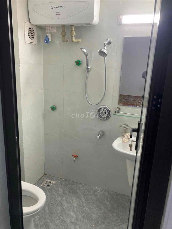 CHO THUÊ NHÀ NGUYÊN CĂN ĐỨC GIANG - VỈA HÈ - Ô TÔ TRÁNH- KINH DOANH