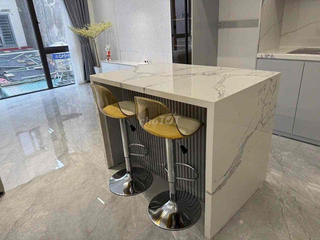 Cho Thuê Nhà 7Tầng Bát Khối full nội thất, chỉ việc xách vali vào ở