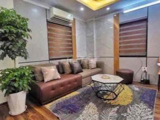 CHO THUÊ NHÀ MỚI NGUYÊN CĂN LÔ GÓC THẠCH BÀN-Ô TÔ VÀO NHÀ NỘI THẤT CB