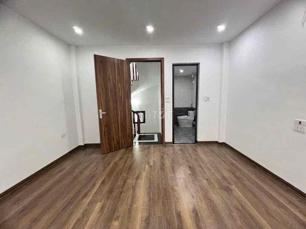 CHO THUÊ NHÀ NGUYÊN CĂN TẠI NGỌC THỤY - LONG BIÊN - 3PNKK - NỘI THẤT