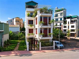 NHÀ ĐẸP LB MT 7M - Ô TÔ TRÁNH - GẦN HỒ - YÊN TĨNH - VÀO NỘI ĐÔ 20 PHÚT