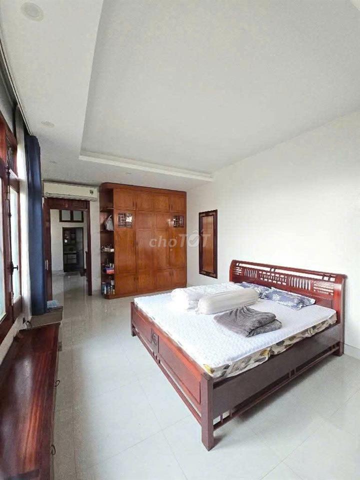 NHÀ ĐẸP LB MT 7M - Ô TÔ TRÁNH - GẦN HỒ - YÊN TĨNH - VÀO NỘI ĐÔ 20 PHÚT