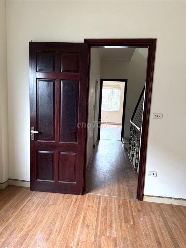 cho thuê ngõ 2 ngọc thuỵ