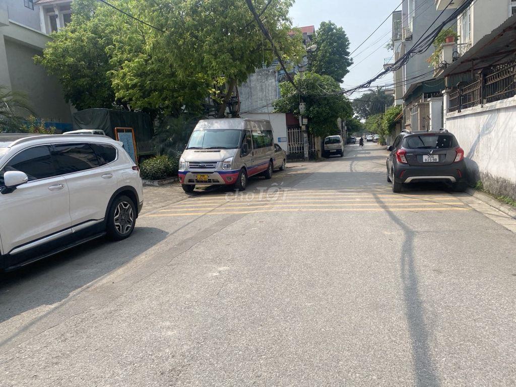 Cần cho thuê nhà 3 tầng