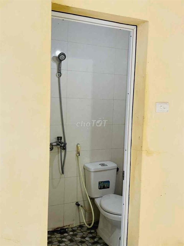 của hàng mặt ngõ rộng