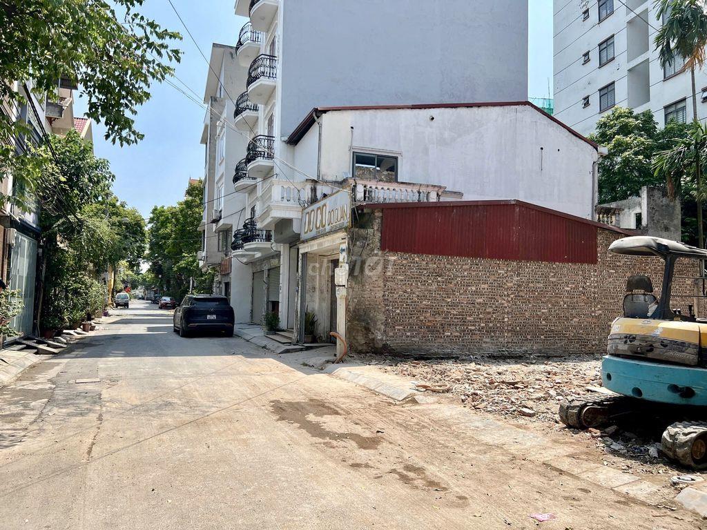 Bán đất đẹp tại số 61-63 ngách 2 ngõ 165 Thanh Am, 22 tỷ, 102m2