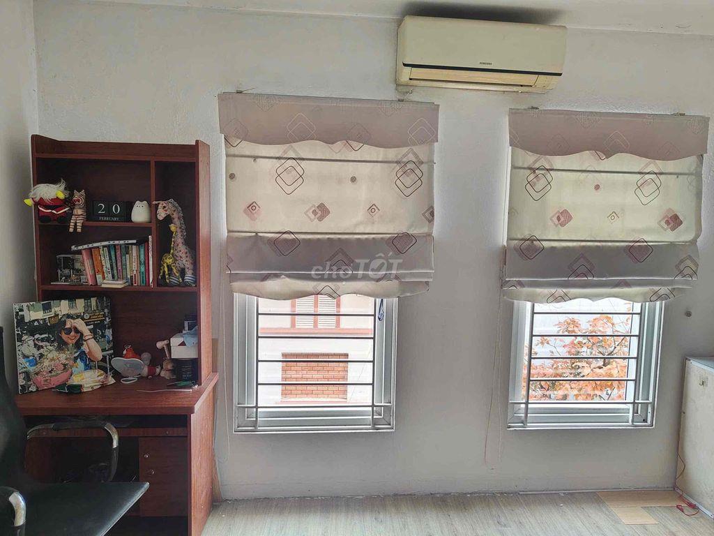 Phòng trọ 40m2 gần cầu Long Biên, ngập ánh nắng