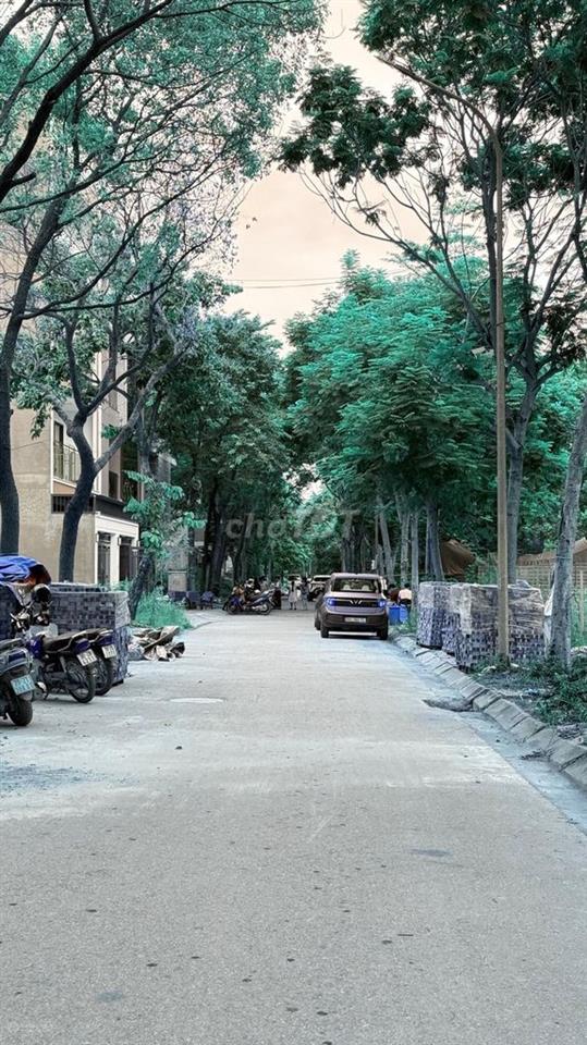 Chính chủ  nhà liền kề 160m2 tại KĐT Hà Phong, Mê Linh, Hà Nội