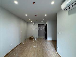 Bán trong ngày căn 1n1+ 43 giá 2,7 tỷ tòa Sola Park 