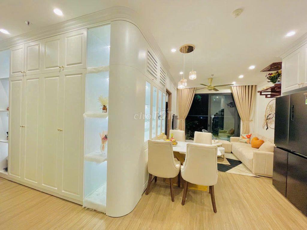 Chủ nhà bán căn 2n2wc - 62m - giá 3ty95- vinhomes smart city