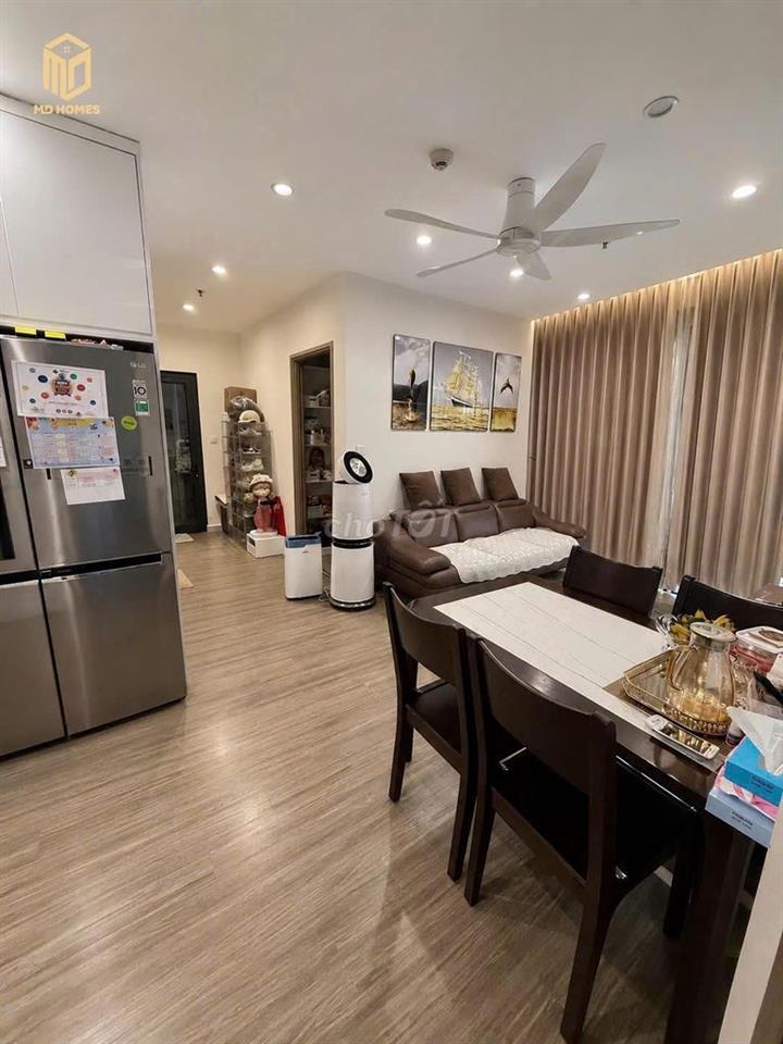 Cho thuê 2 ngủ 55m - 9tr5  - vinhomes smart city Tây Mỗ