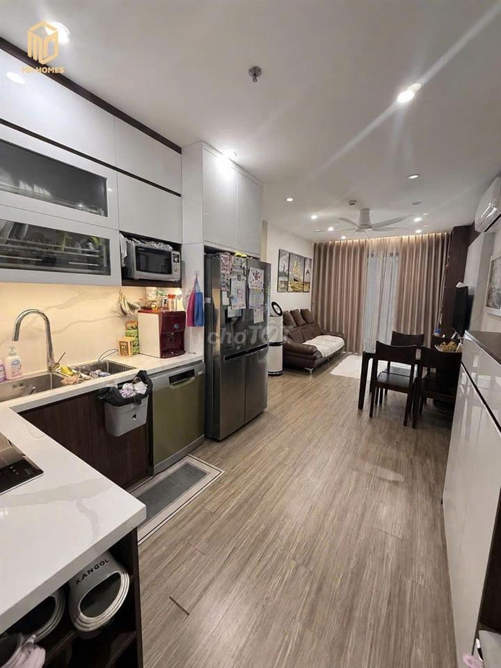 Cho thuê 2 ngủ 55m - 9tr5  - vinhomes smart city Tây Mỗ