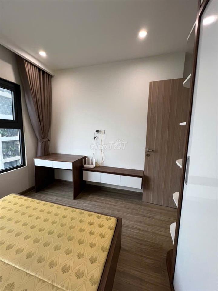 Chính chủ cho thuê 3 ngủ 2wc S102 -75m - giá 13tr5 - đủ đồ - Vin Smart