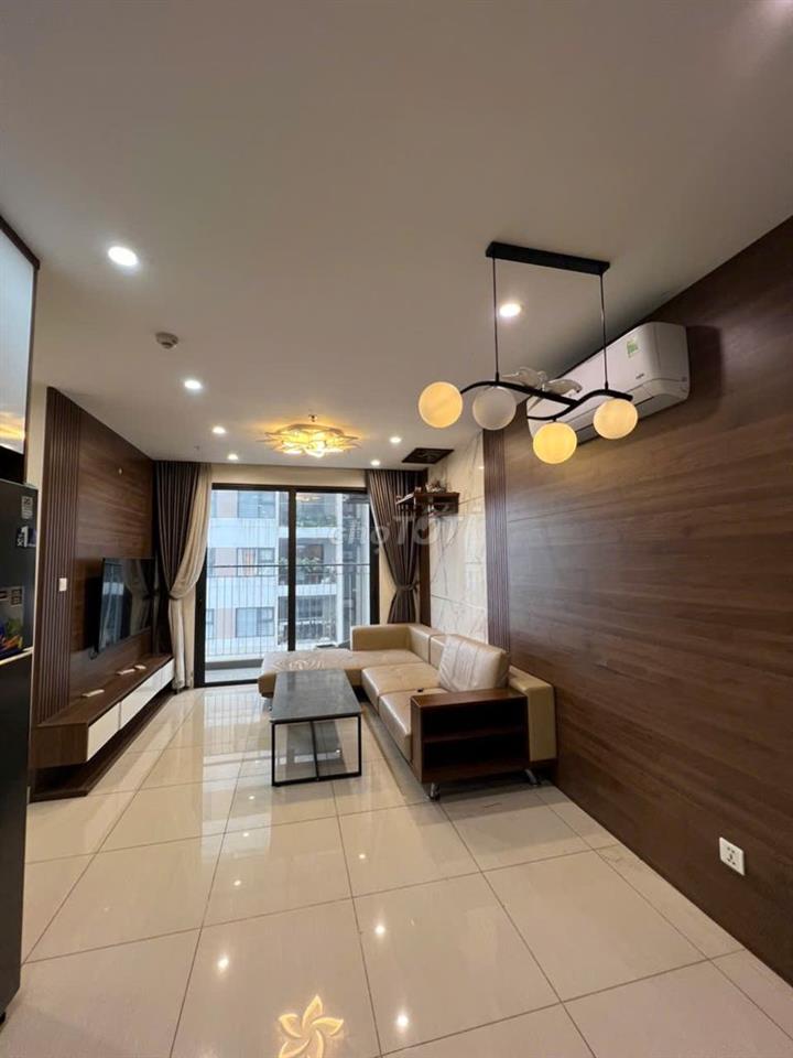 Chính chủ cho thuê 3 ngủ 2wc S102 -75m - giá 13tr5 - đủ đồ - Vin Smart