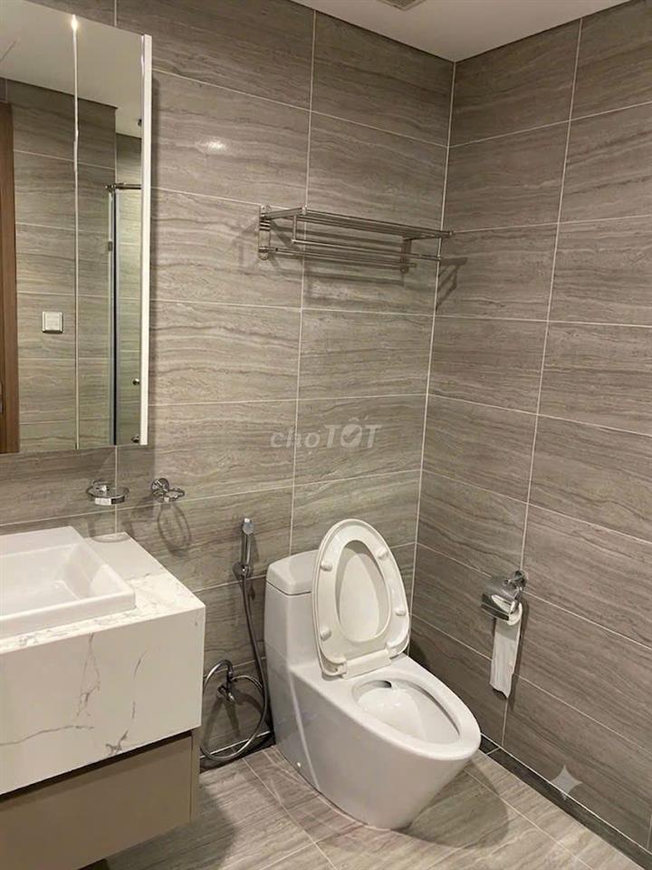 Bán căn 2n2wc tòa cao cấp Tokin - 65m - giá 4t8 , đầy đủ nội thất