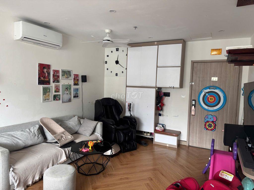 Bán căn góc 3 ngủ to 98m - 5t95 ,đầy đủ đồ tại Vinhomes Smart City