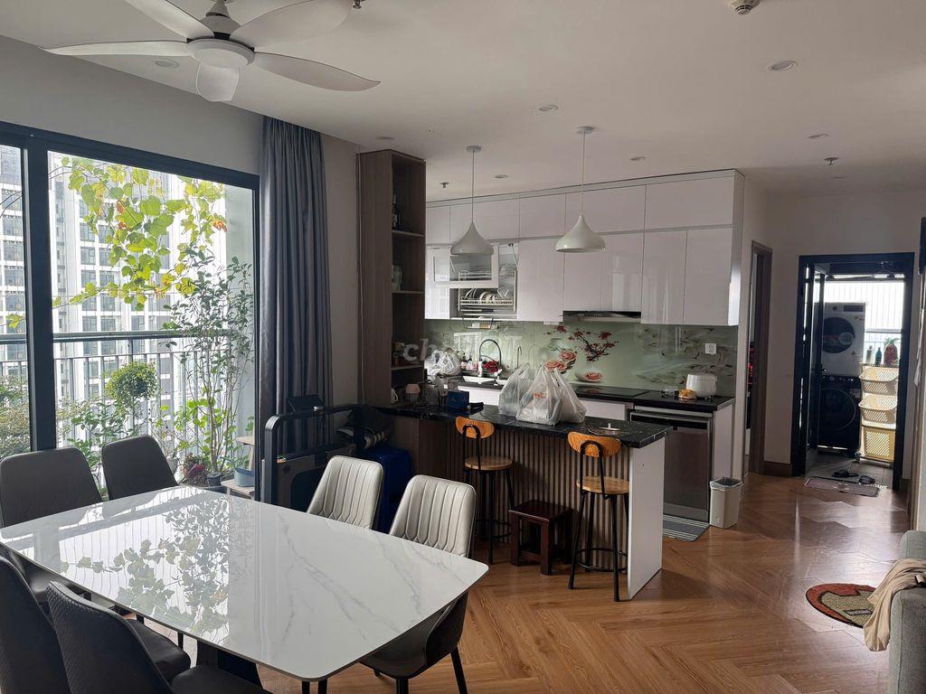 Bán căn góc 3 ngủ to 98m - 5t95 ,đầy đủ đồ tại Vinhomes Smart City