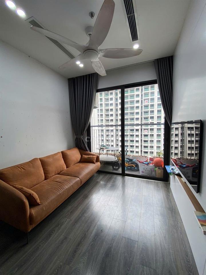 Cho thuê 3 ngủ 75m giá 14tr đầy đủ nội thất đẹp - Vin Smart Tây Mỗ