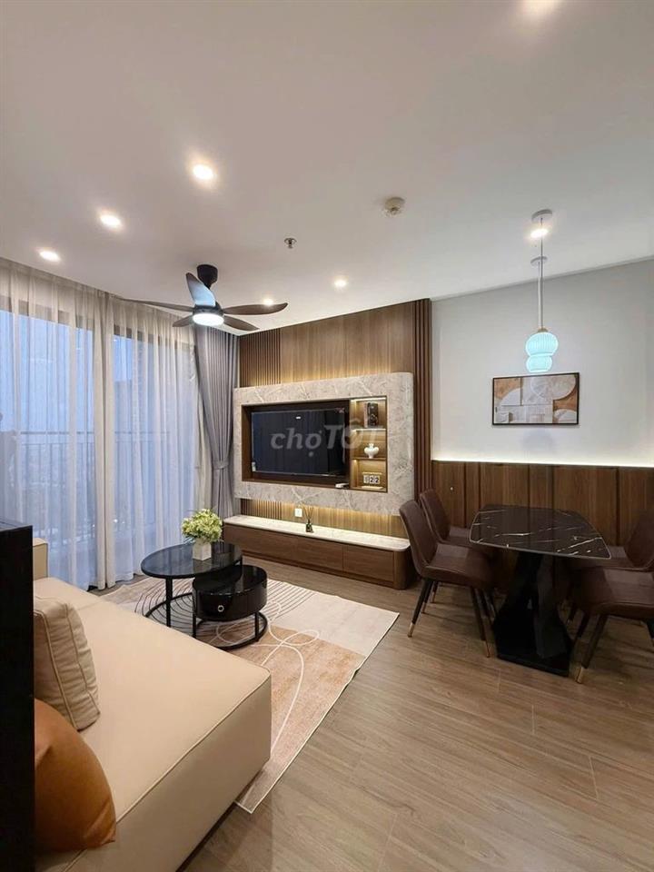 Cần bán căn hộ 2n1 55m giá 3.45 tỷ tại Vinhomes Smartcity