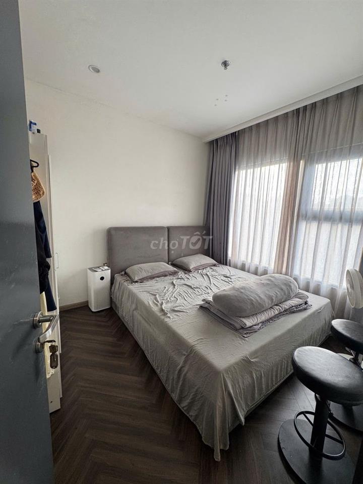 Bán gấp căn 2n+ 64m giá 4 tỷ tại Vinhomes Smartcity