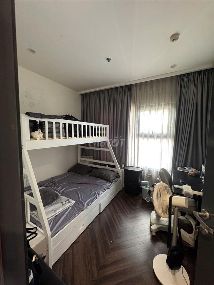 Bán gấp căn 2n+ 64m giá 4 tỷ tại Vinhomes Smartcity