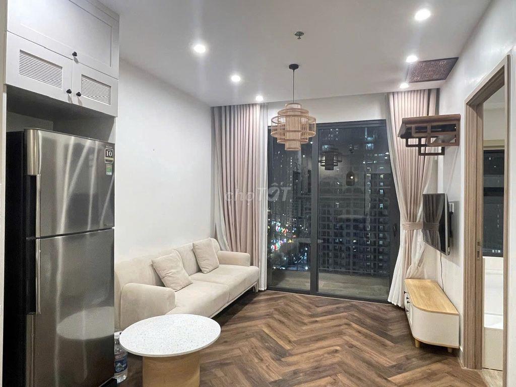 Bán gấp căn hộ 63m 2n2 giá 3.9 tỷ tại Vinhomes Smartcity