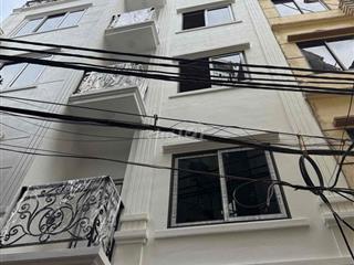 chính chủ Bán nhà 8 tầng như hình đường ôtô đi