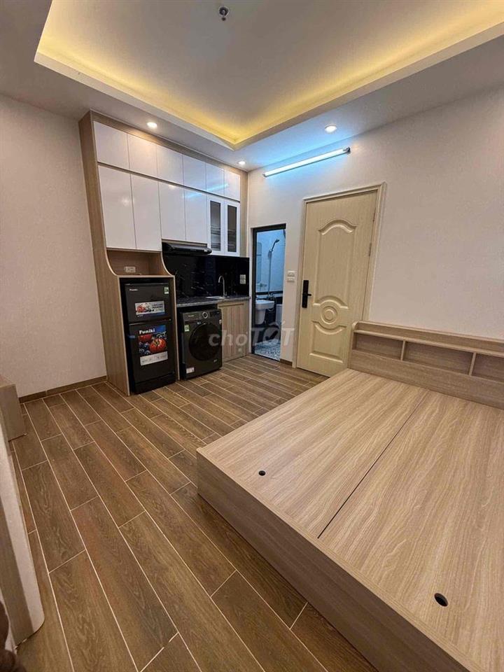 chính chủ Bán nhà 8 tầng như hình đường ôtô đi