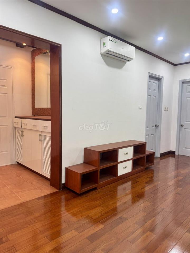 Cho thuê căn hộ 3PN 2WC KĐT Mỹ Đình Sông Đà, 17tr, 103m2