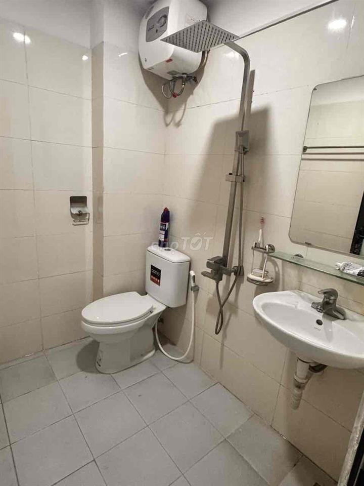Bán nhà mặt ngõ 78 mễ trì thượng hướng Đông Nam full nội thất S:30.5m2
