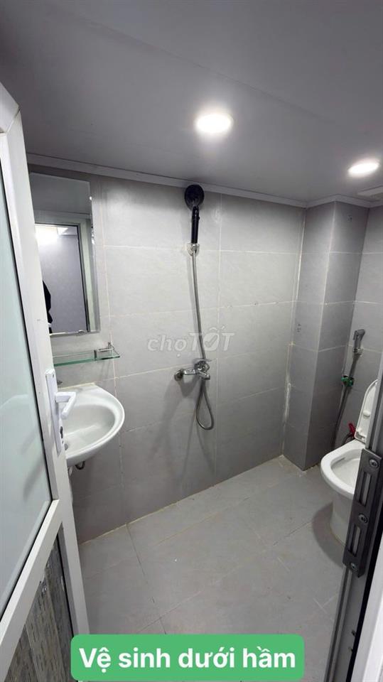 Siêu Phẩm 3 Tầng Trong Tầm Giá 2,x Tỷ Tại Phú Đô