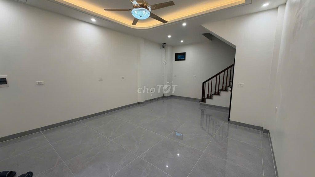 Bán Nhà 5 Tầng mới xây đẹp Tây Mỗ giá chỉ 6.8 Tỷ