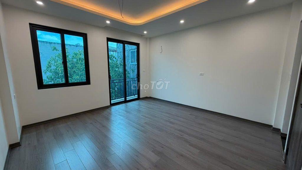 Bán Nhà 5 Tầng mới xây đẹp Tây Mỗ giá chỉ 6.8 Tỷ