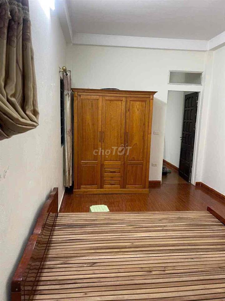 Nhà mặt phố Ngọc Trục giá siêu rẻ kinh doanh bất chấp