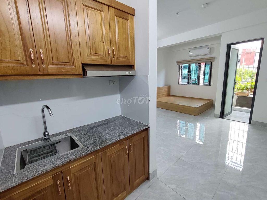 CHÍNH CHỦ 30M2 PHÒNG GÓC THOÁNG MÁT BAN CÔNG THANG MÁY