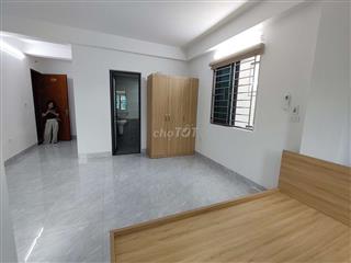 CHÍNH CHỦ 30M2 PHÒNG GÓC THOÁNG MÁT BAN CÔNG THANG MÁY