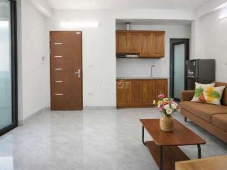 CCMN 30M2 THANG MÁY, THOÁNG MÁT, LOGIA RIÊNG, 4.5 TRIỆU/THÁNG