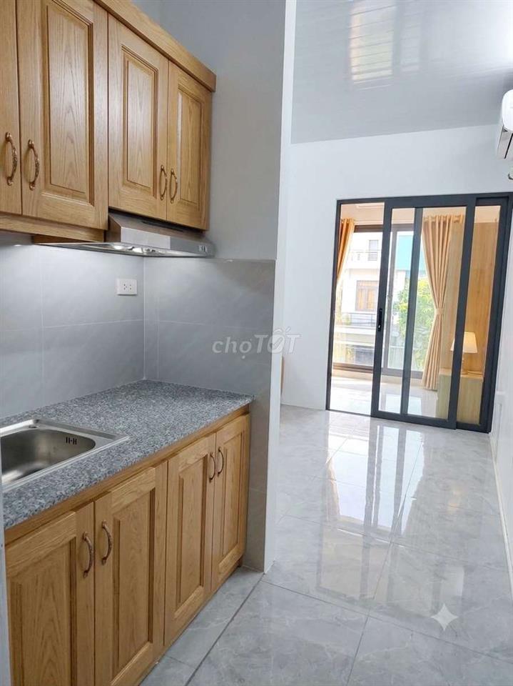 CHÍNH CHỦ THANG MÁY 35M2 1 KHÁCH 1 NGỦ 5.5 TRIỆU/THÁNG