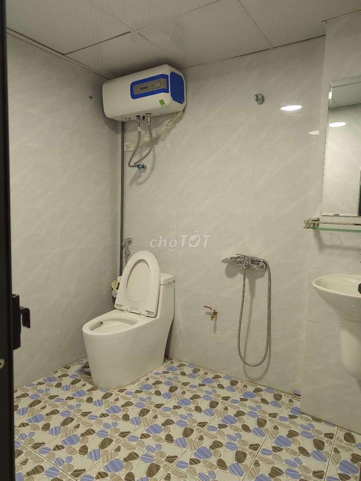 CHÍNH CHỦ CHO THUÊ 1 KHÁCH 1 NGỦ THANG MÁY 40M2 5.8 TRIỆU
