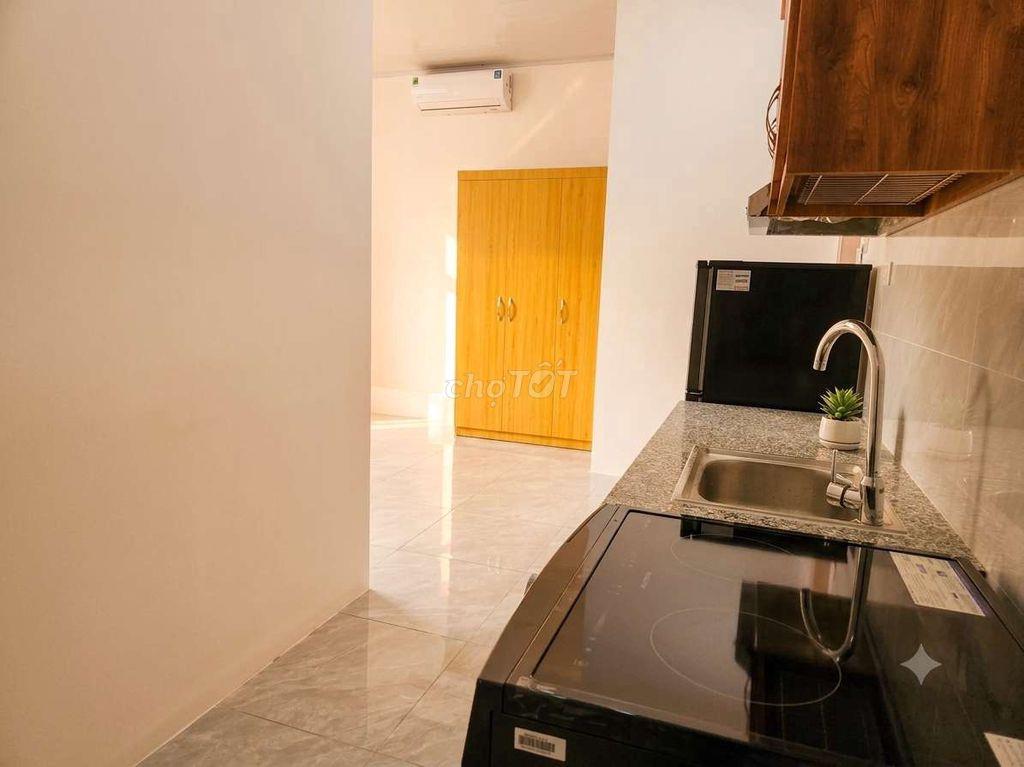 CHÍNH CHỦ CHO THUÊ 1 KHÁCH 1 NGỦ THANG MÁY 40M2 5.8 TRIỆU