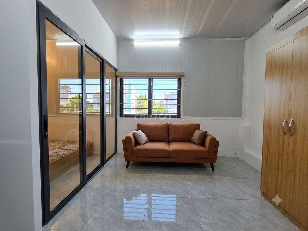 CHÍNH CHỦ CHO THUÊ 1 KHÁCH 1 NGỦ THANG MÁY 40M2 5.8 TRIỆU