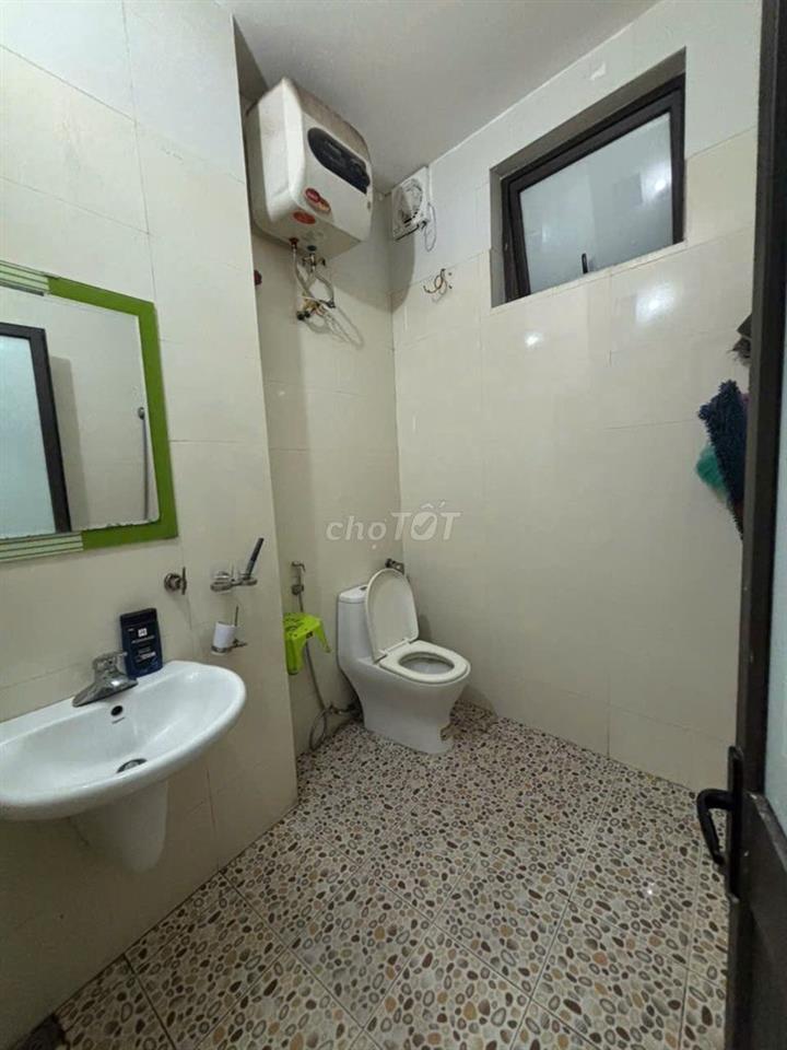 NHÀ MỚI XÂY. CẦN PHÒNG CALL ME. LÀM VIỆC TRỰC TIẾP VỚI CHỦ